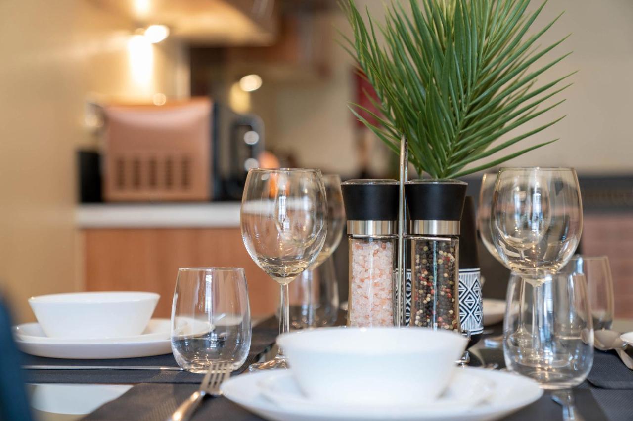 Haus City Centre Apartment - Arcadian -Balcony - Secure Parking - Wifi-Smart Tv - China Town -Top Rated Birmingham Buitenkant foto