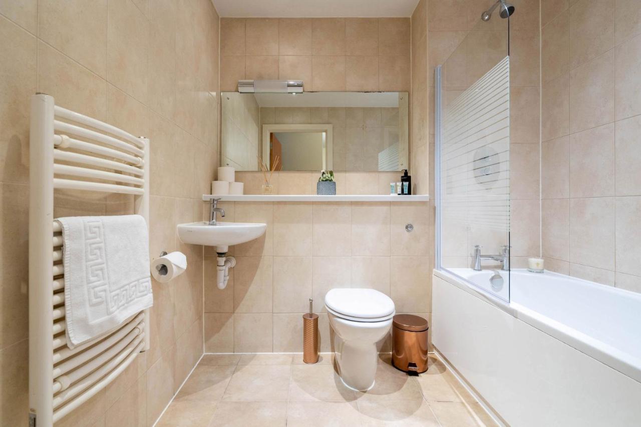 Haus City Centre Apartment - Arcadian -Balcony - Secure Parking - Wifi-Smart Tv - China Town -Top Rated Birmingham Buitenkant foto